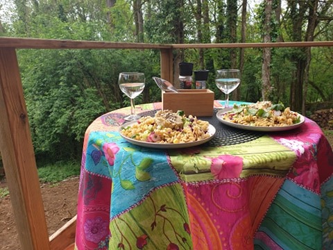 Chickpea pasta salad
